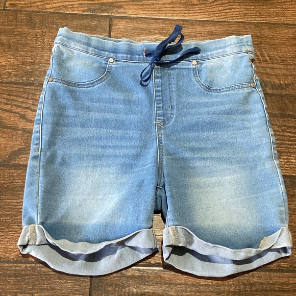 Just be Jeans Shorts Size S - Picture 1 of 7
